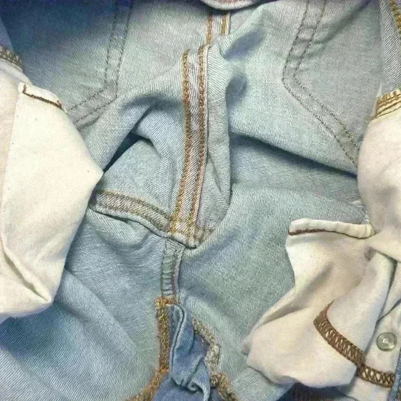 HOLLISTER Skinny Fit Advanced Stretch Light Wash Distressed Women 28 (length 30) - Picture 8 of 14